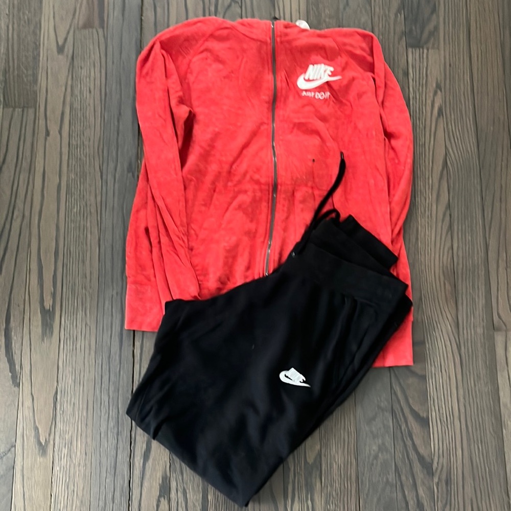 Nike track suit